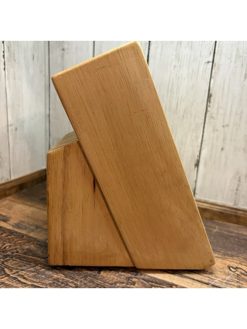 Sabatier Solid Wood Knife Block Heavy Countertop Holder 18 Slot Metal Accent